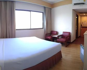 Sakura Grand View Hotel Hat Yai - Hat Yai - Bedroom