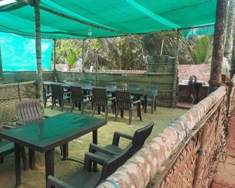 Raapan Beach Resort - Sawantwadi - Restaurant