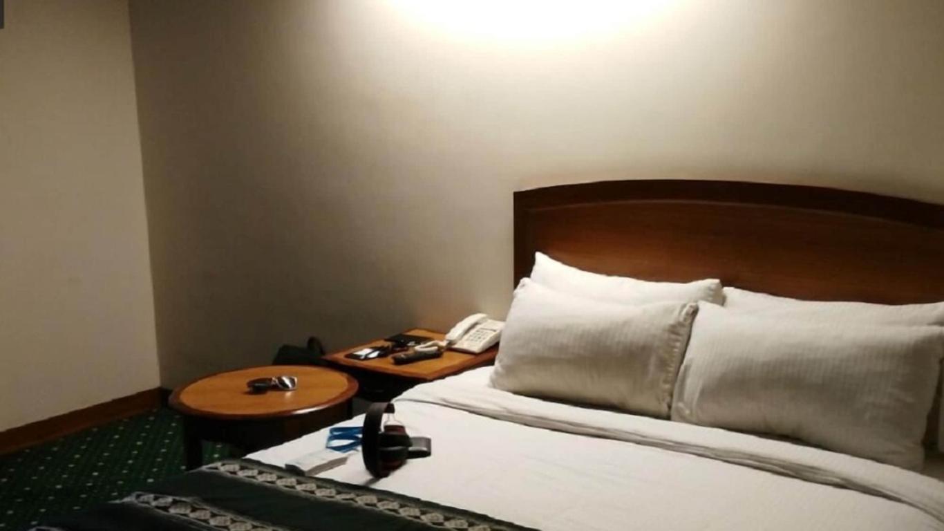 Embassy Inn