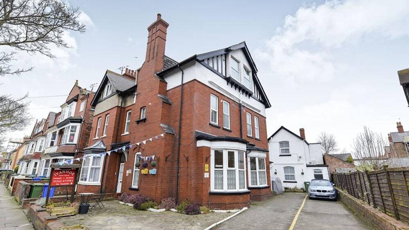 إفانهو جيست هاوس