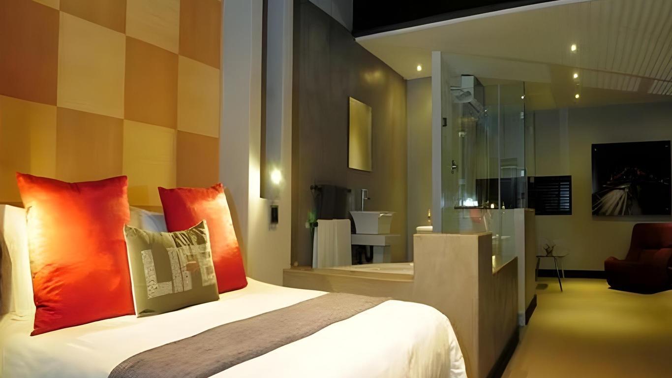 City Living Boutique Hotel