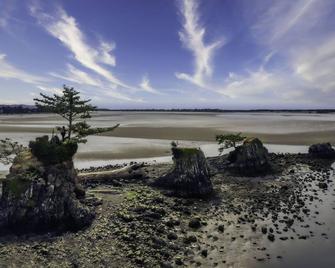 Waters Edge 412 - Lincoln City - Beach