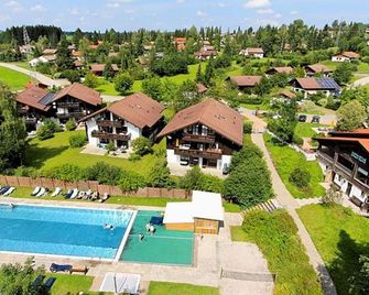 Feriendorf Reichenbach - Bgm.-Martin-Str. 9/3 - Nesselwang - Zwembad