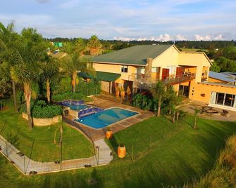 Country Park - Muldersdrif - Piscina