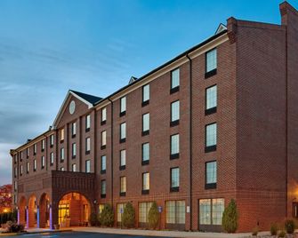 Holiday Inn Express Harrisburg East - Hershey Area By IHG - Harrisburg - Budova