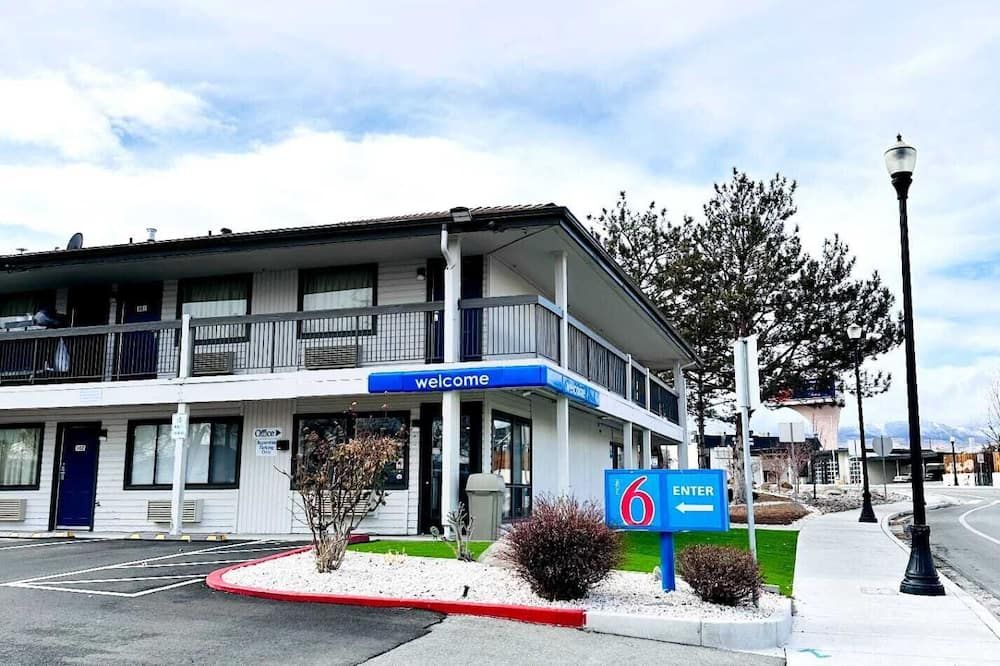 Motel 6 - Sparks, Nv - Airport - Sparks - ספארקס - בניין