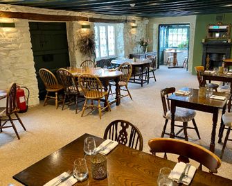 The Lion at Pennard - Glastonbury - Ristorante