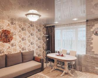 Apartaments Viru 11 - Narva - Eetruimte