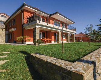 Beautiful Apartment In Portoroz - Portorož - Budova