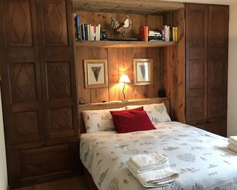 A little gem in the Gran Paradiso Park - Cogne - Bedroom