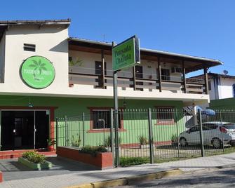 Hotel Pousada da Charuta - Ubatuba - Gebouw