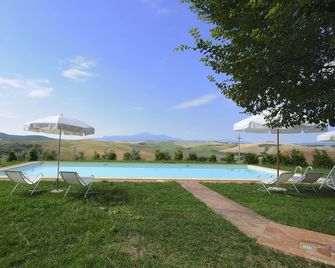 Agriturismo Bombina - San Giovanni d'Asso - Pool