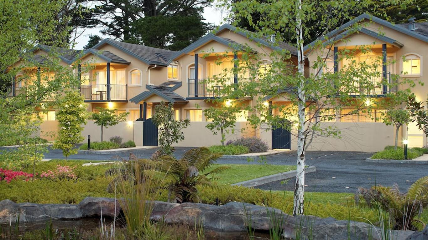 Falls Mountain Retreat