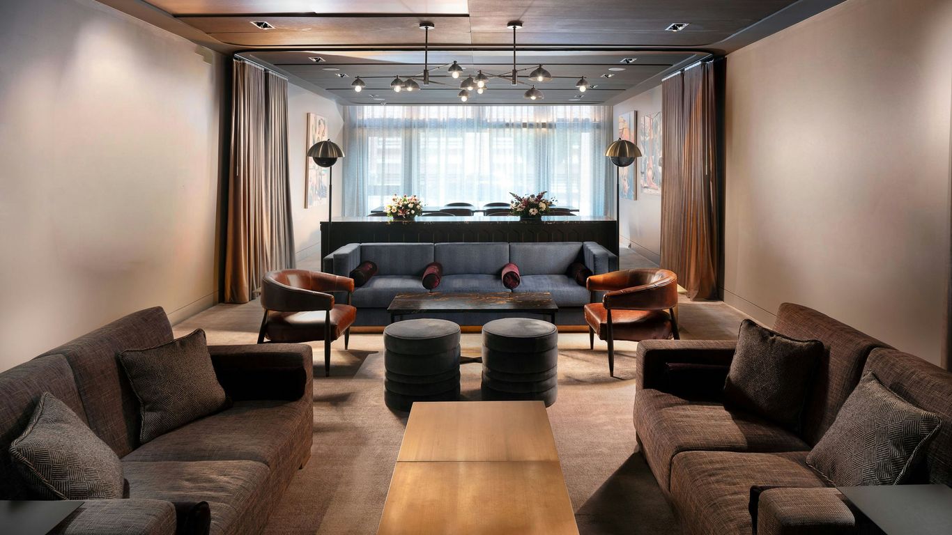 Hotel Savoy Kansas City, Tapestry Collection by Hilton