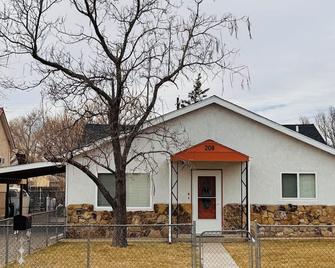Newly reno’d 2-bed, 2 bath house within 1 minute’s drive from downtown Lamar. - Lamar - Gebouw