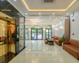 De Charm Ha Long Hotel - Ha Long - Лоббі