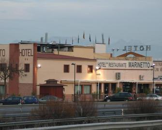 Hotel Marinetto - Chauchina - Edificio
