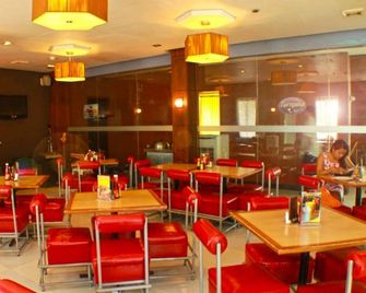Hotel Camila 2 - Dipólog