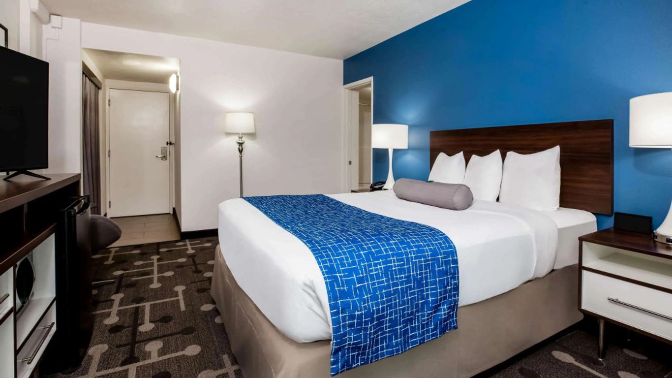 Baymont by Wyndham Spokane