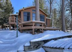 All seasons cabin getaway - Balsam Lake - Budynek