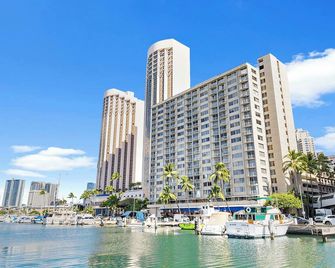 Ocean View 1BR at Ilikai Marina - Honolulu - Budynek