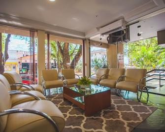 Hotel Rafain Centro - ฟอส โด อีกวาซู - เลานจ์
