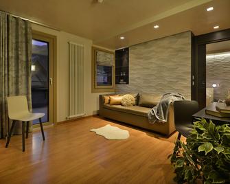 Hotel Compagnoni - Livigno - Living room