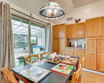 7 Mi to Dtwn Portland: Quiet Yet Central Home - Portland - Comedor