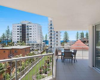 Rainbow Bay Resort - Coolangatta - Balcony