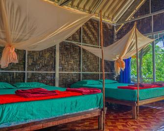 Peace Paradise Resort - Koh Jum - Bedroom