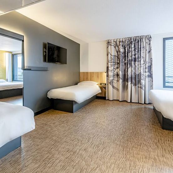 B&B HOTEL Bordeaux Bassins à Flot image 1