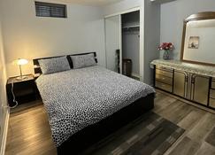 Private 5 Apartment With 1 Free Parking - Fully Furnished - Mississauga - Habitación