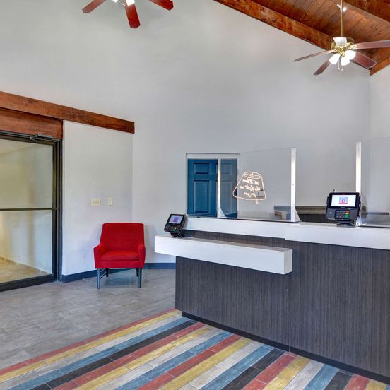 Studio 6-Jacksonville, Fl - Baymeadows image 1