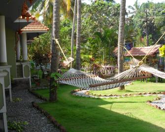 Divine Bliss Beach Resort - Varkala - Patio