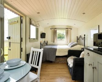 Luxurious camping cottage in Nordley, No Deposit - Bridgnorth