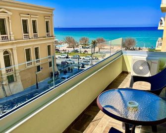 Blue Elegance City Center Heraklion Apar - Heraclión - Balcón
