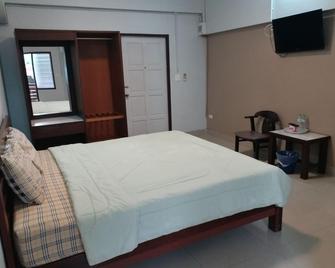 New Wanchai Hotel - Pak Chong - Habitación