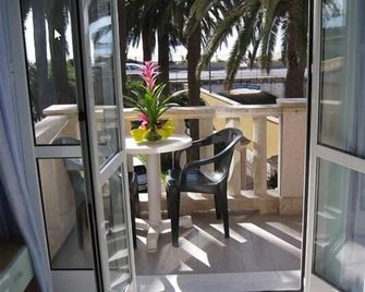 Hotel Corallo - Finale Ligure - Balkon
