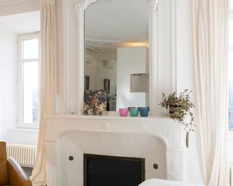 L'Hôtel Particulier - Appartements d'Hôtes - Nancy - Servicio de la habitación