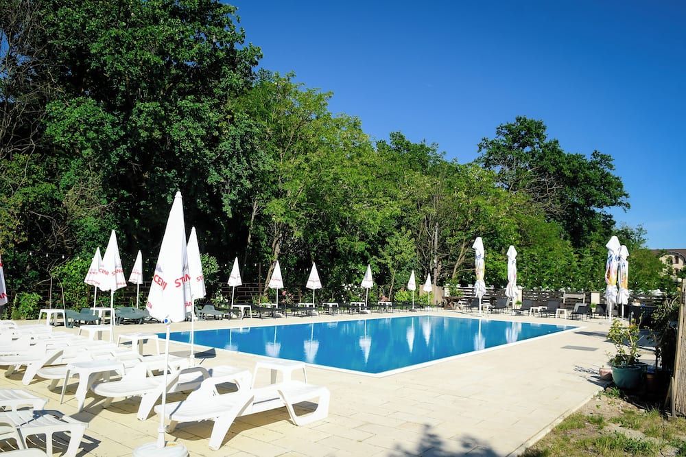 Anthimos - Oradea - Piscine