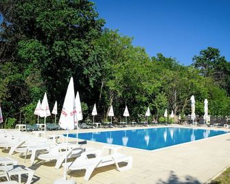 Anthimos - Oradea - Piscine