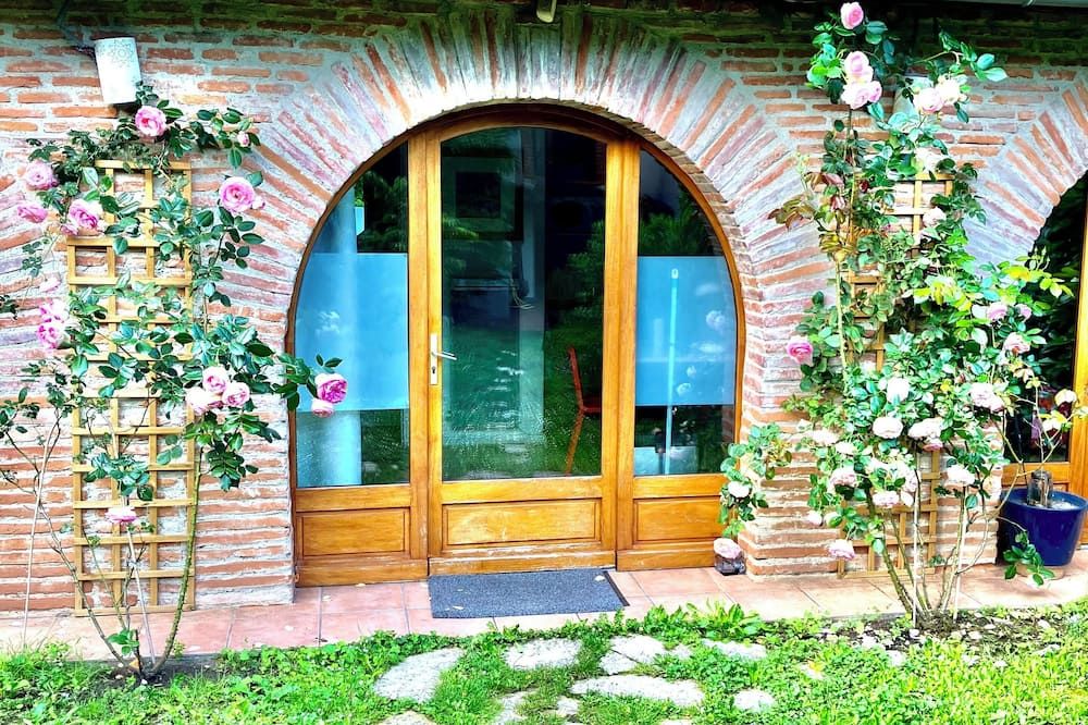 Le Merle Rose - Toulouse - Buiten zicht