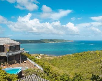 Spacious House with Sea View & Infinity Pool! - Willikies - Beach