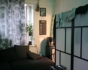 Only Females [Vegan] Shared Room - Helsinki