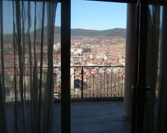 Park Hotel Troyan - Troyan - Balcony