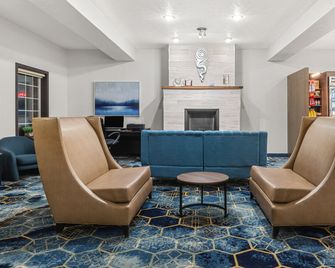 Holiday Inn Express Wenatchee By IHG - Wenatchee - Lounge