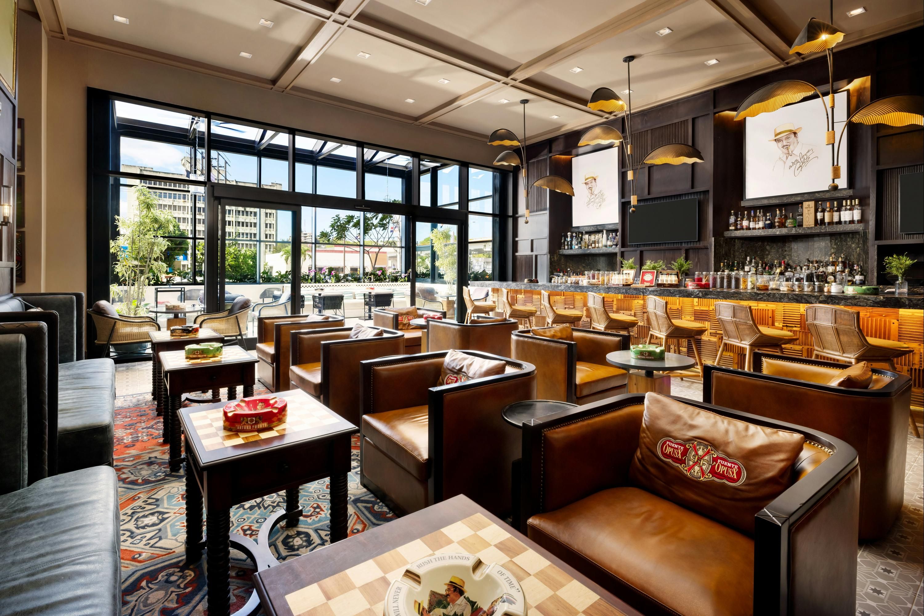 Hotel Santiago, Curio Collection by Hilton - Santiago - Salon