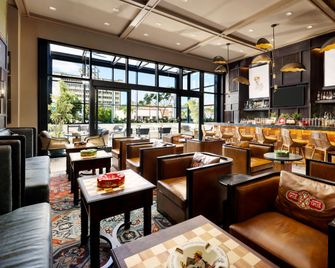 Hotel Santiago, Curio Collection by Hilton - Santiago - Salon