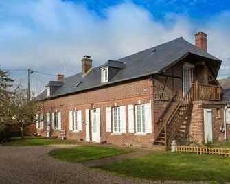 Couette & Confitures - Saussay-la-Campagne - Building