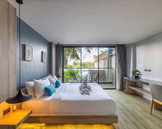 The Lake Chalong Hotel (Sha Plus+) - Chalong - Bedroom